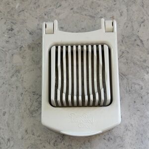 Pampered chef egg slicer plus #1182
